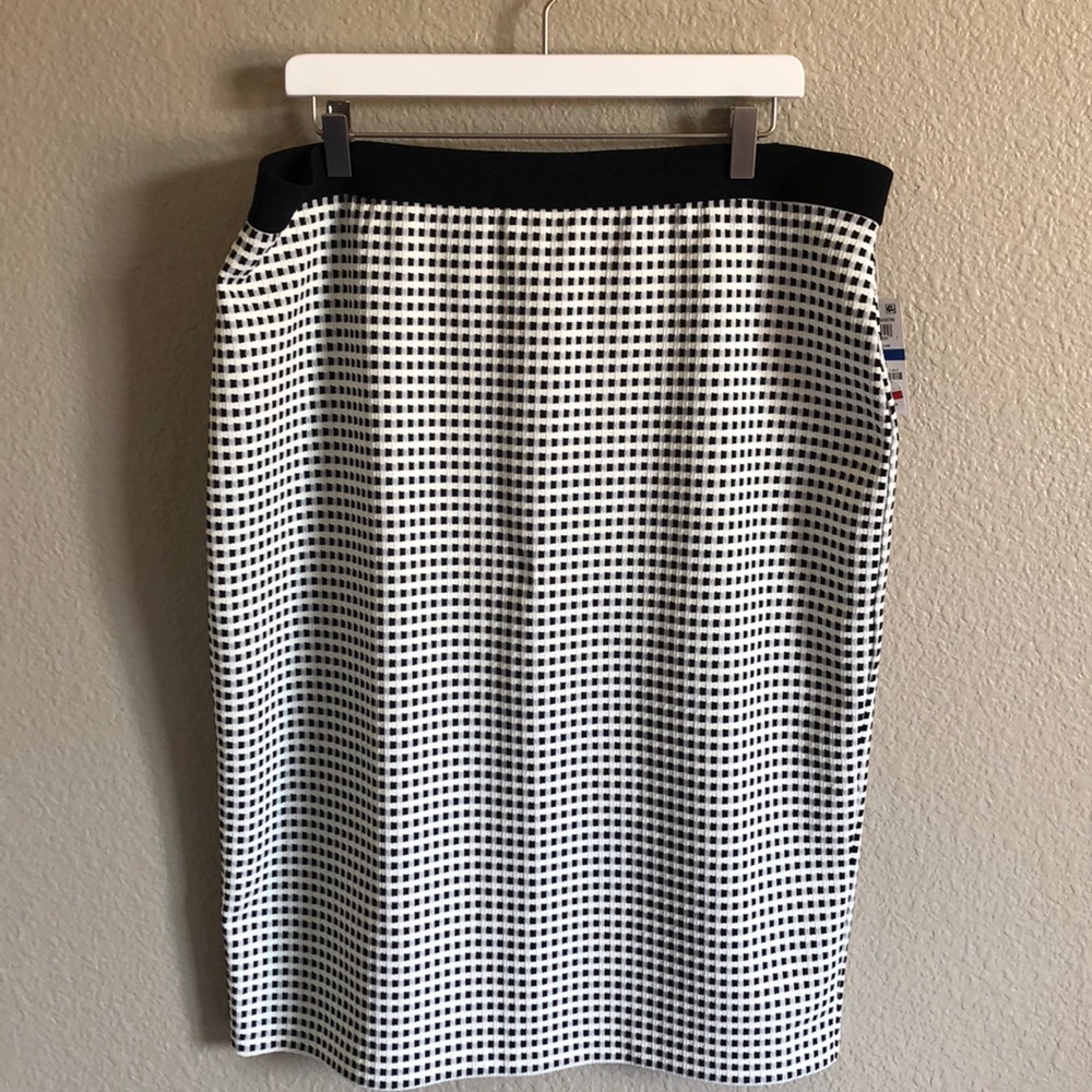 Alfani stretch pencil skirt NWT